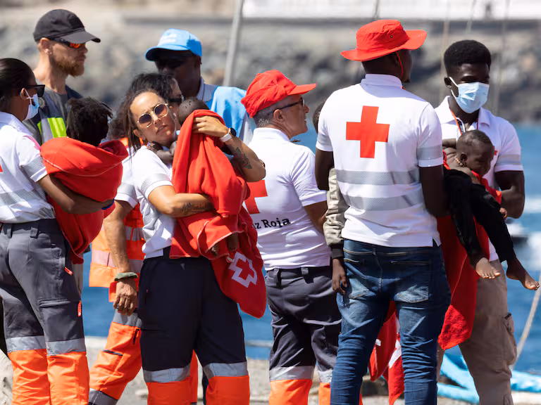 Cuando miles de personas necesitan atención: el reto sanitario de Ceuta