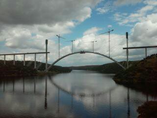 viaducto-sobre-el-embalse-de-alcantara.jpg