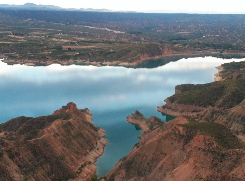 embalse-del-negratin-granada.jpg